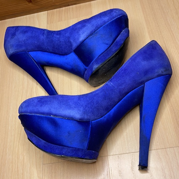 Bebe - Suede Platform Pumps - Picture 5 of 15